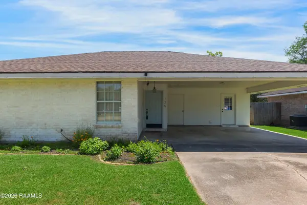 125 Sea Pines Drive, Youngsville, LA 70592