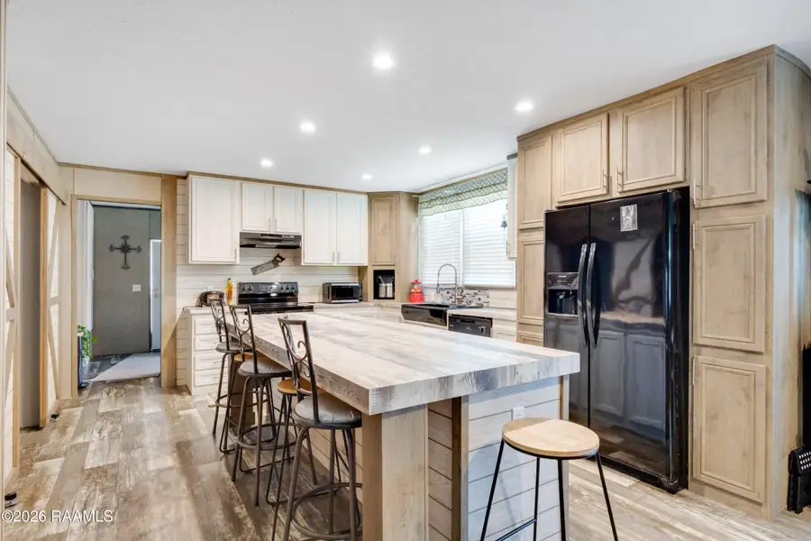 1021 Juleau Champagne Road, Breaux Bridge, LA 70517 - #2