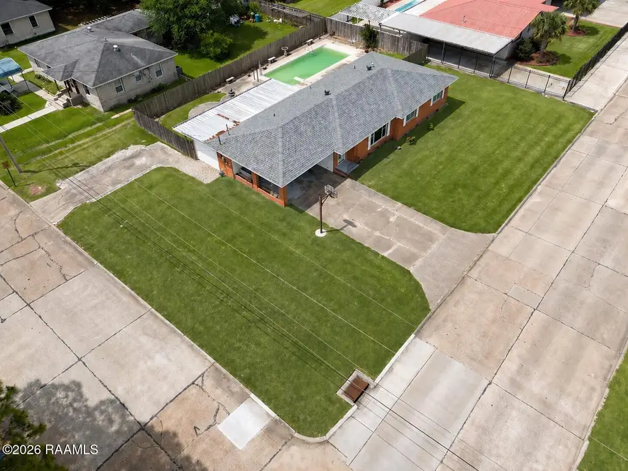 304 E Santa Clara Street, New Iberia, LA 70563 - #2