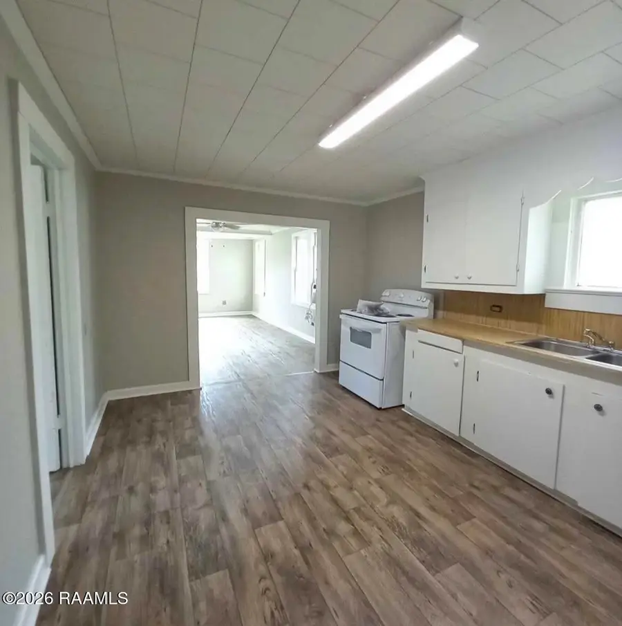407 N Frederick Avenue, Kaplan, LA 70548 - #3