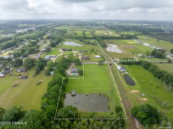 1330 W Gloria Switch Road, Carencro, LA 70520