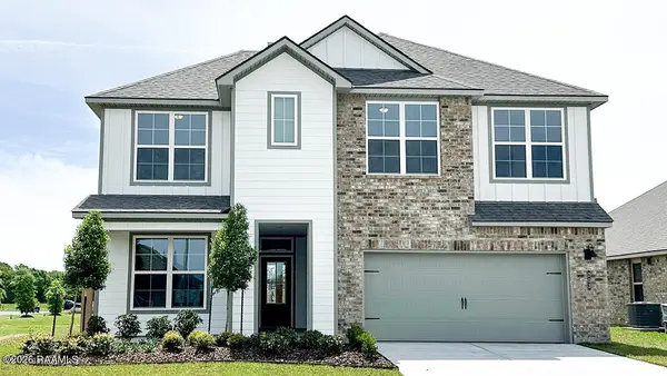 203 Creek View Drive, Lafayette, LA 70506