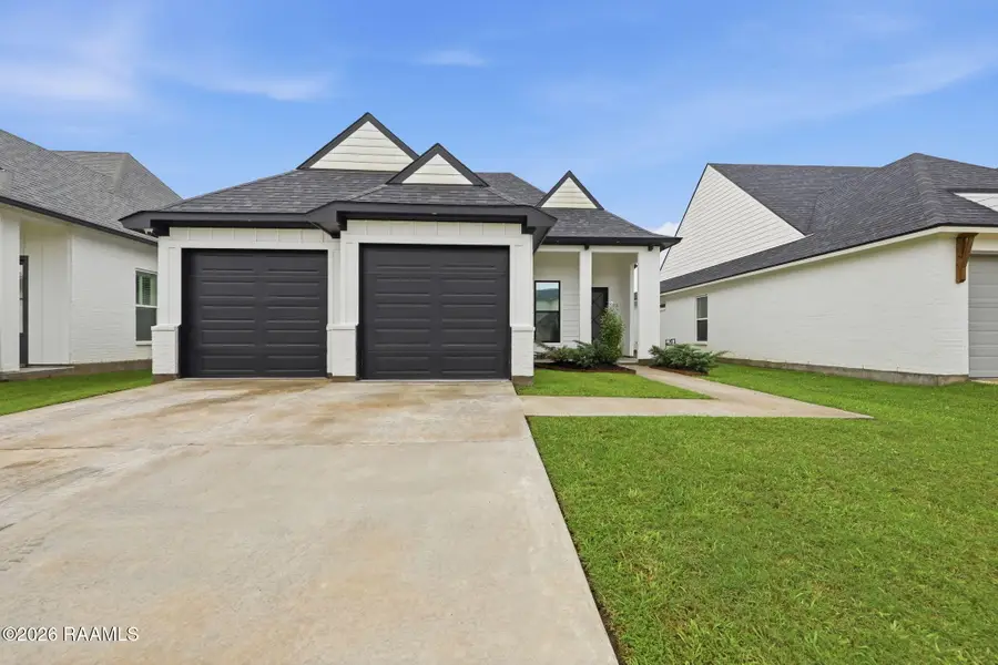 110 Lakes Edge Drive, Broussard, LA 70518 - #2