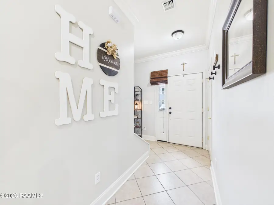 2 Townhouse Cove, Lafayette, LA 70506 - #3