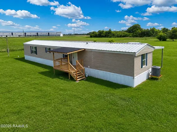 2619 Grand Prairie Road, New Iberia, LA 70560