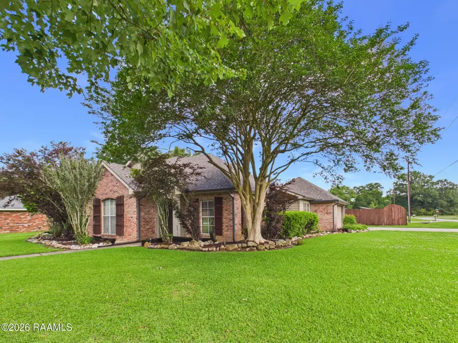 104 Triangle Circle, Lafayette, LA 70508 - #3