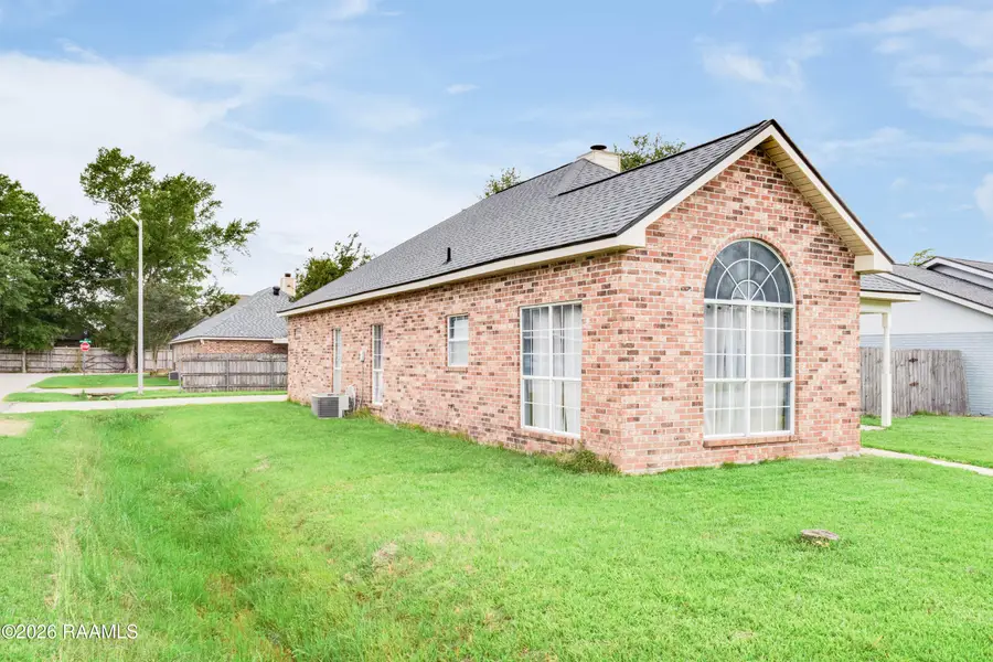 230 Caledonia Drive, Lafayette, LA 70508 - #2