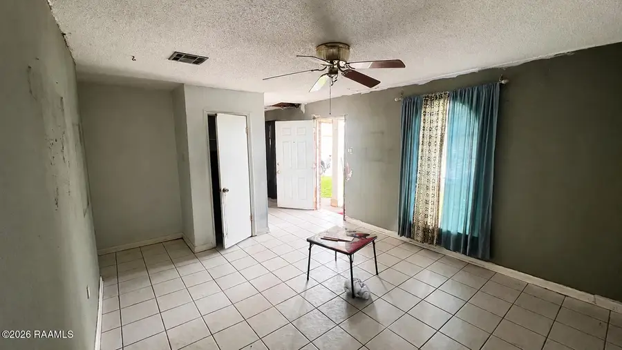 2809 Dove Avenue, Marrero, LA 70072 - #3