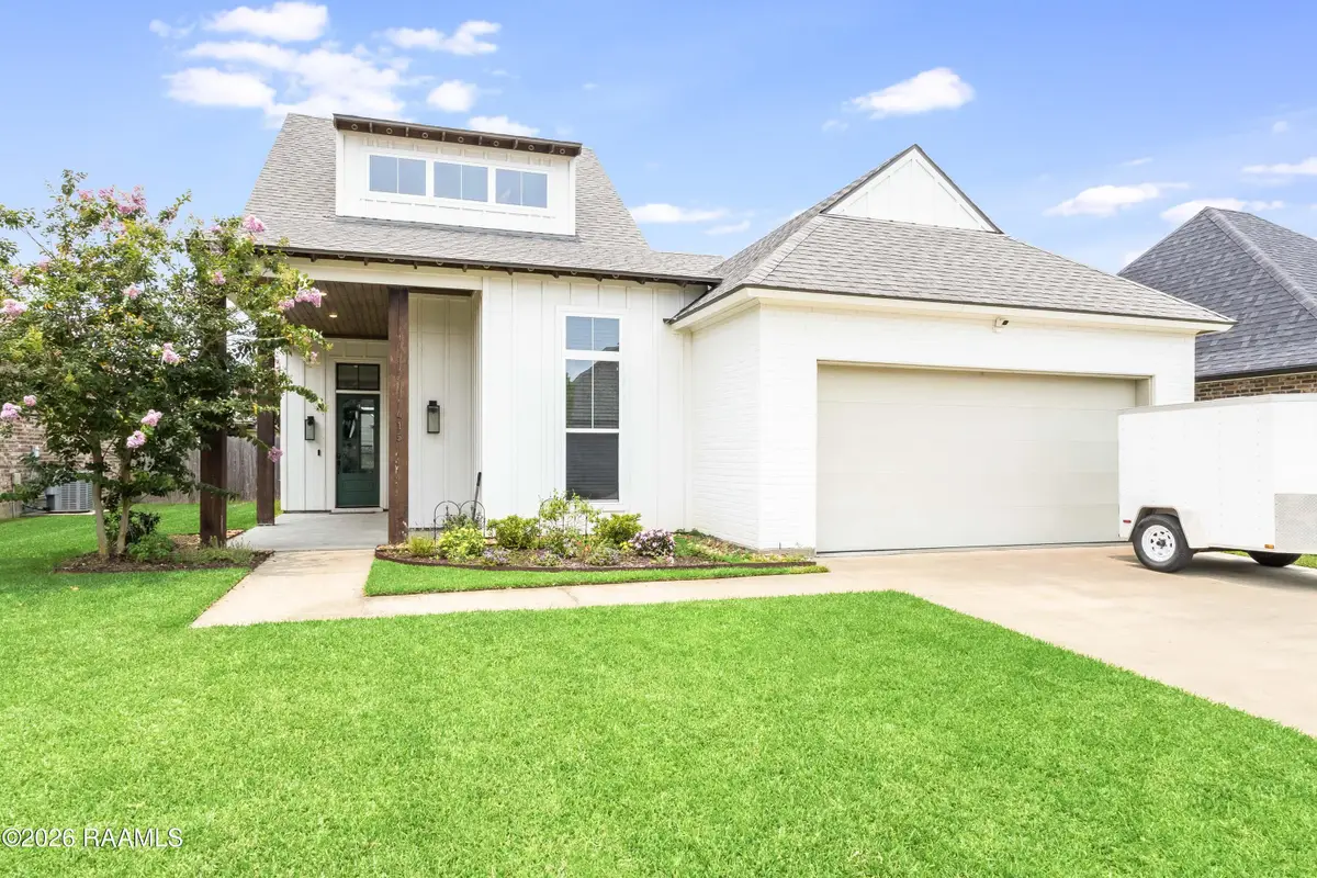 415 Easy Rock Landing Drive, Broussard, LA 70518 - #1