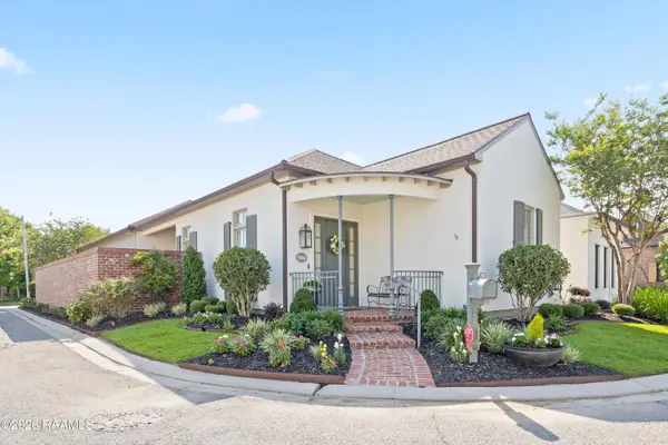 300 Edgehill Circle, Lafayette, LA 70508