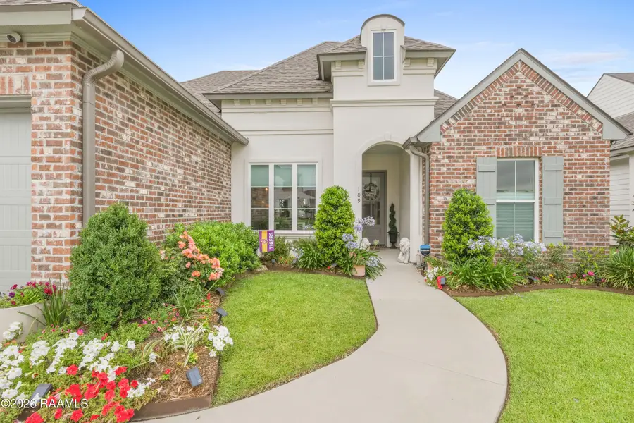 109 Amsterdam Avenue, Youngsville, LA 70592 - #2
