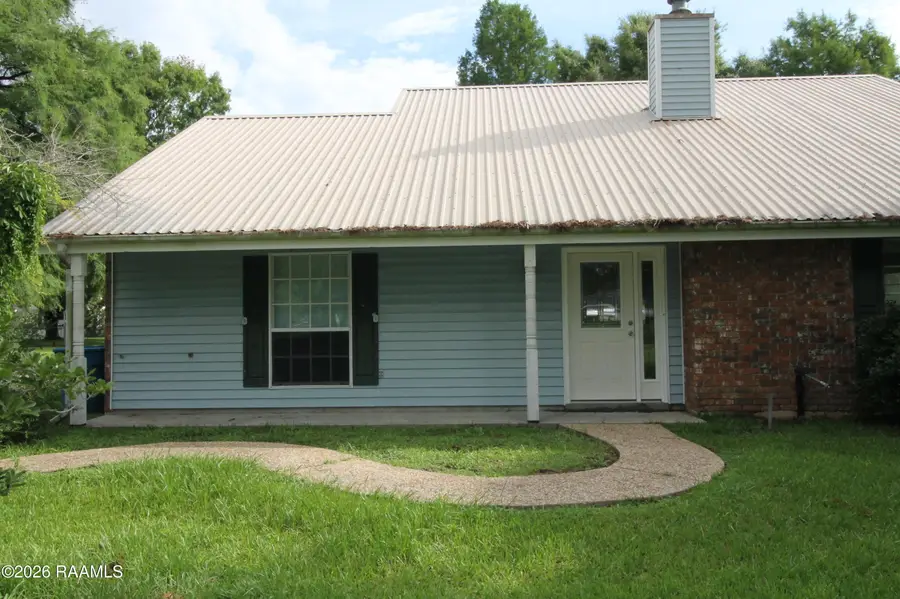 207 Gladys Drive, Saint Martinville, LA 70582 - #2