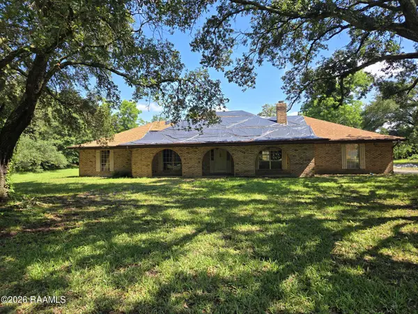 408 Ole Colony Road, Lafayette, LA 70506