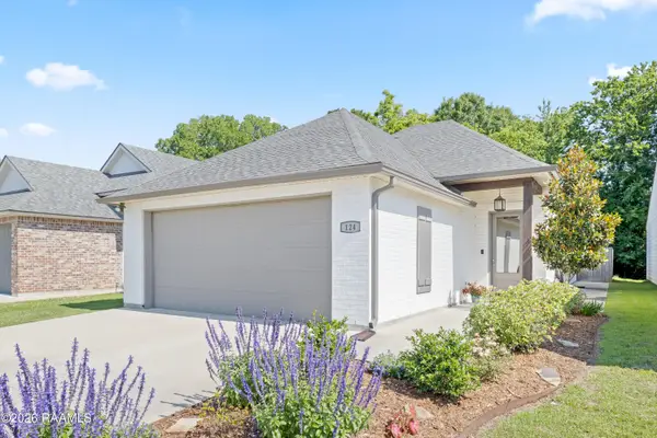 124 Twin Meadow Lane, Lafayette, LA 70508