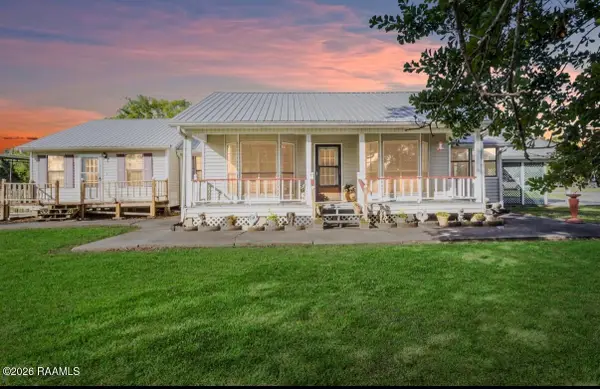 1007 Dautreuil Lane, St. Martinville, LA 70582