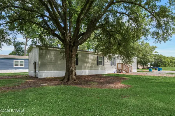 1015 Saint Anthony Lane, St. Martinville, LA 70582