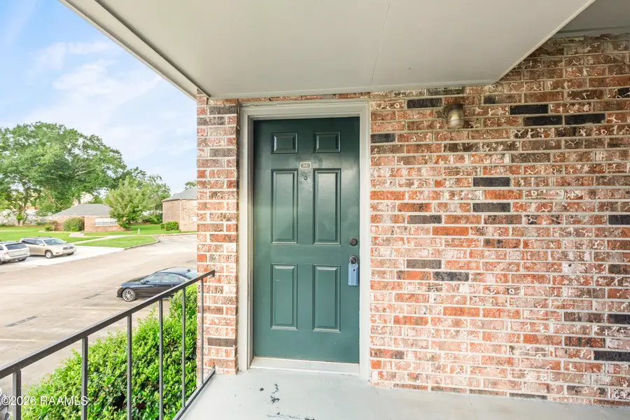 3121 Johnston Street #212, Lafayette, LA 70503 - #2