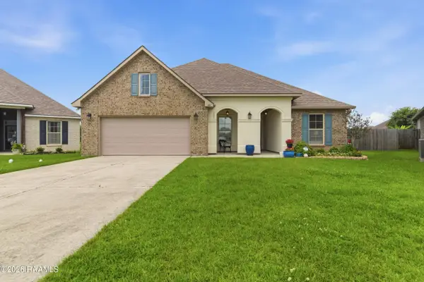 101 Sugar Crest Drive, Youngsville, LA 70592