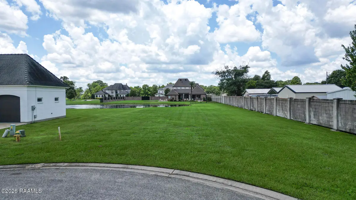 243 Bridgewater Place, Breaux Bridge, LA 70517 - #1