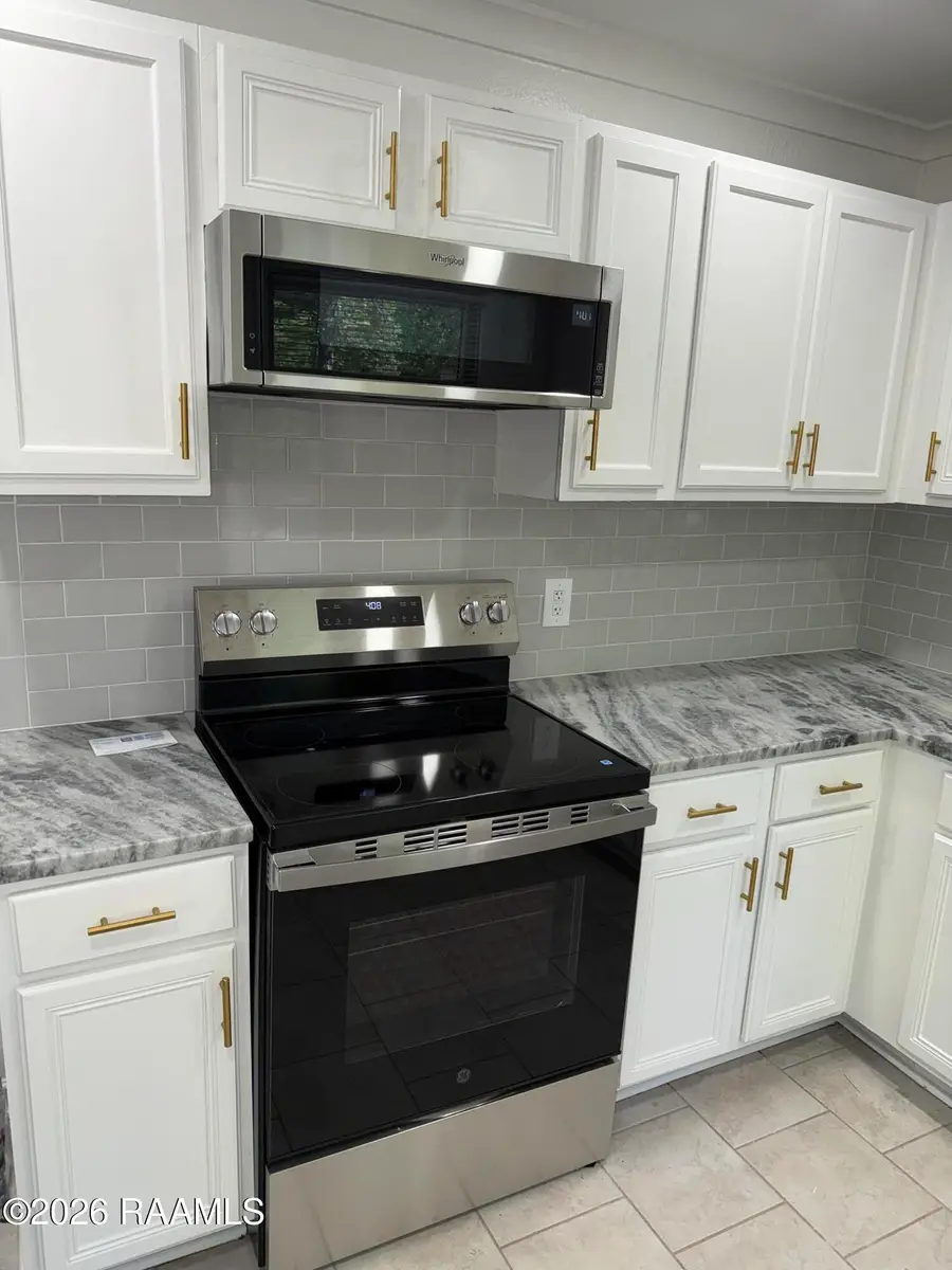10515 N Harvey Drive, Baton Rouge, LA 70815 - #2