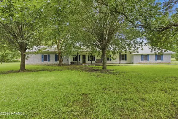 518 Old School Road, Arnaudville, LA 70512