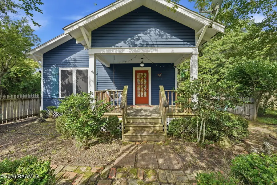 914 S Main Street, Breaux Bridge, LA 70517 - #2