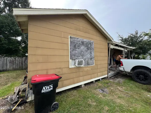 121 Evelyn Drive, Lafayette, LA 70506