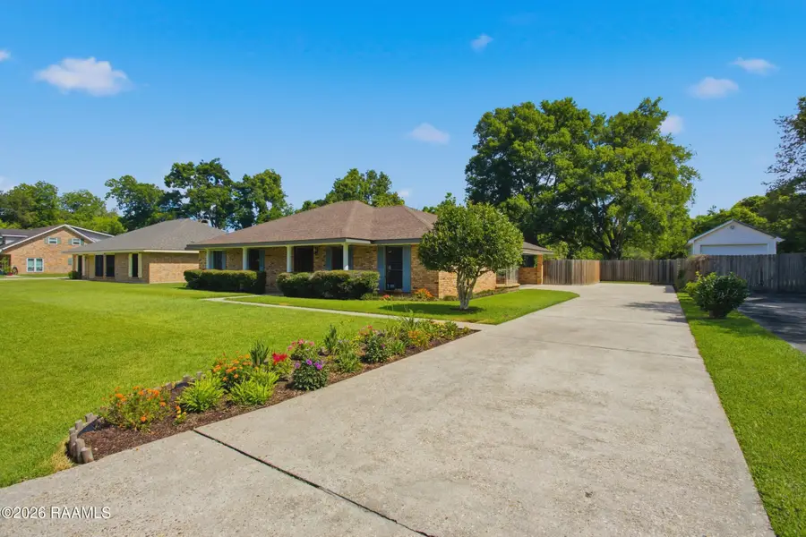 410 Amanda Drive, Lafayette, LA 70507 - #2