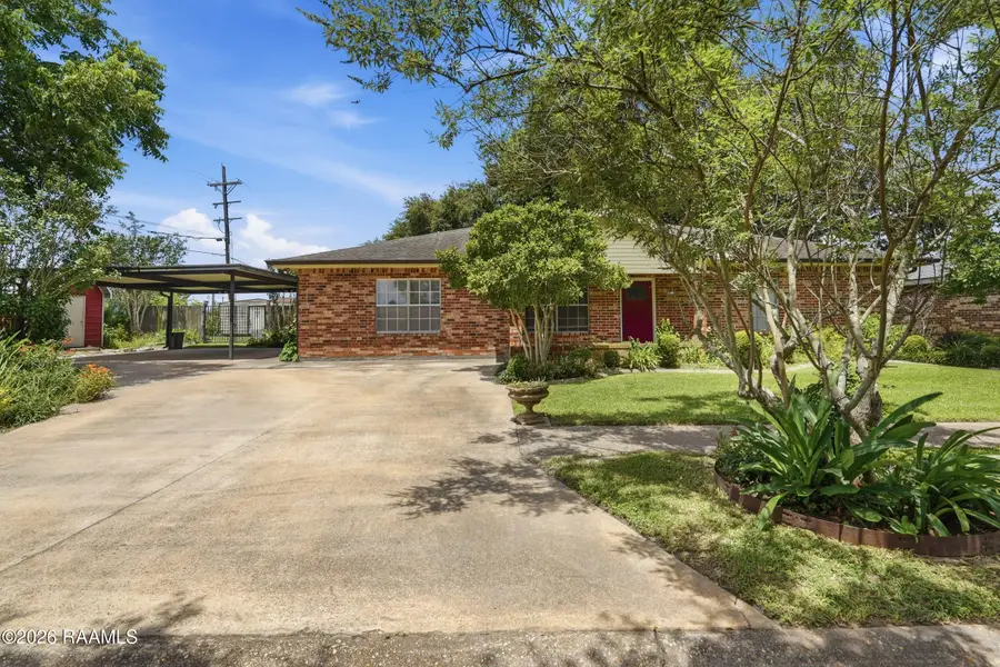 103 Saint James Drive, Lafayette, LA 70506 - #2