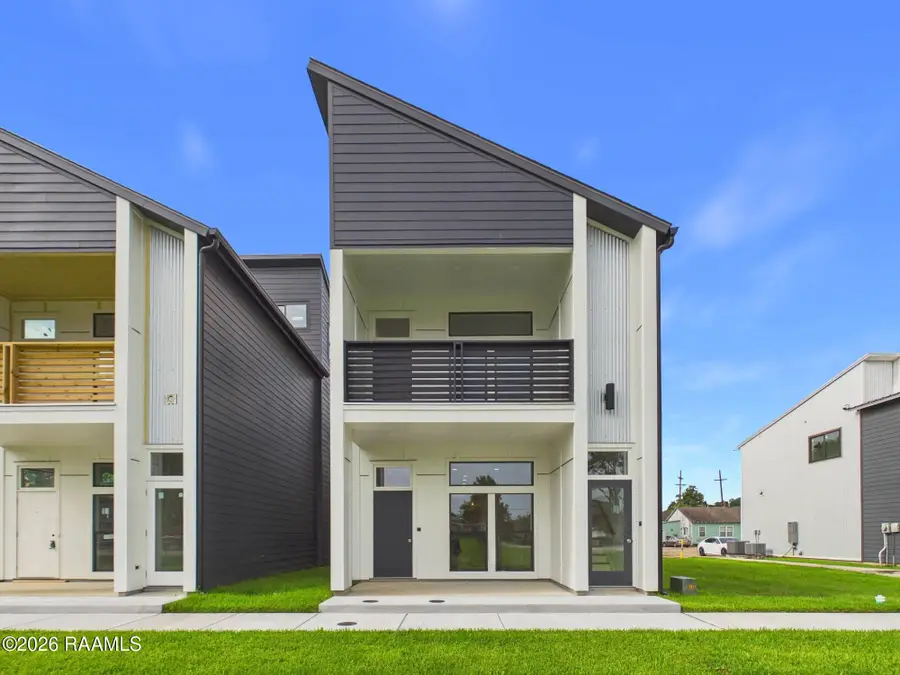 1120 S Washington Street #101&201, Lafayette, LA 70501 - #2