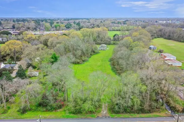 416 E Butcher Switch Road, Lafayette, LA 70507