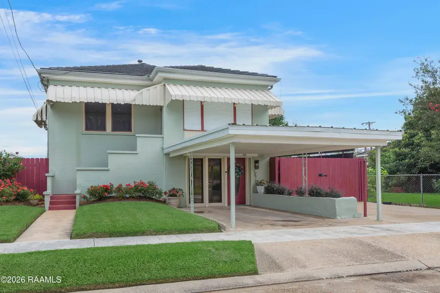 452 Pacific Street, Berwick, LA 70342 - #3