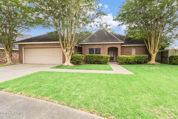 102 Doncaster Circle, Youngsville, LA 70592