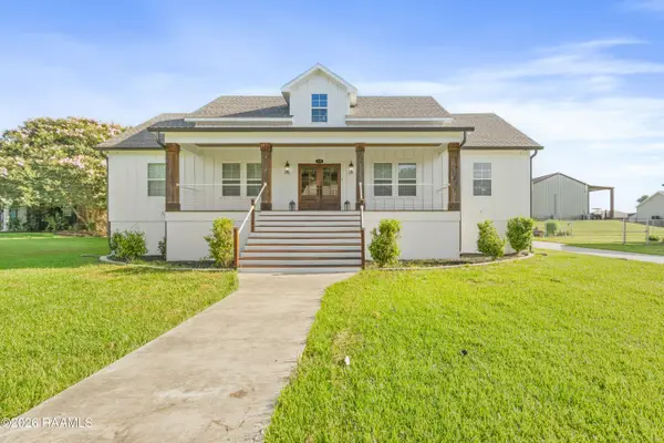508 W Laodis Street, Delcambre, LA 70528