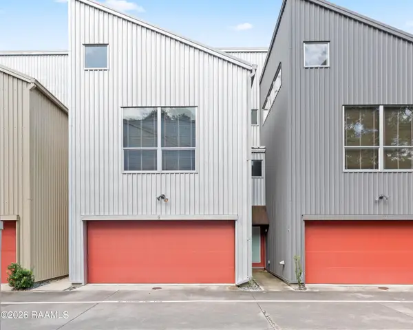 1201 S College Road #9, Lafayette, LA 70503
