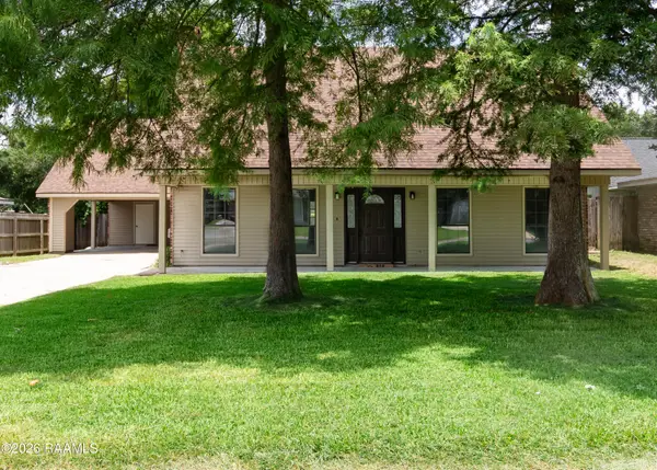 115 Briar Green Drive, Youngsville, LA 70592