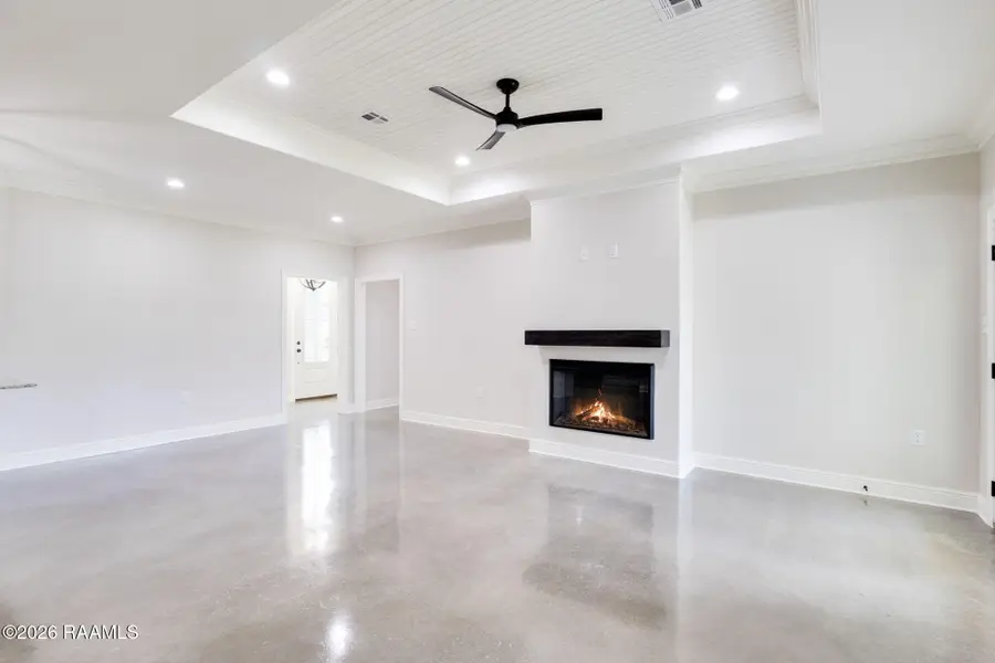 1711 E B North Street, Rayne, LA 70578 - #3