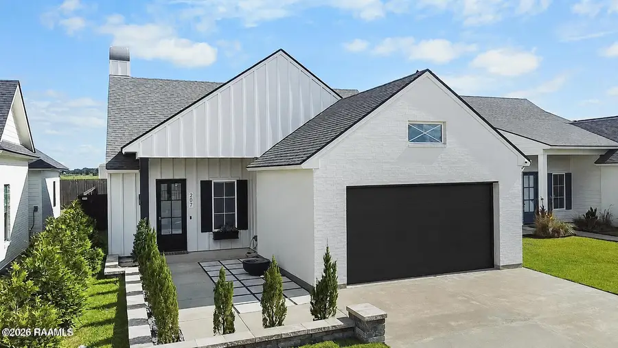 207 Queenstown Avenue, Youngsville, LA 70592 - #2