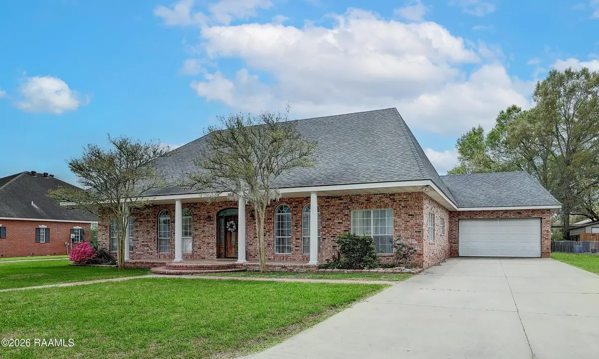 2018 La Belle Villa Road, New Iberia, LA 70563 - #1