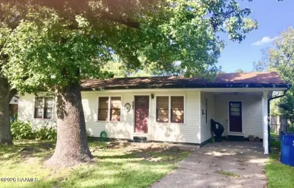 208 Belle Dame Drive, Lafayette, LA 70506