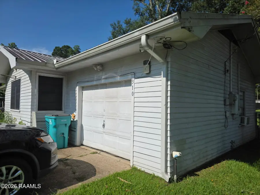 310 Landry Street, Sunset, LA 70584 - #3