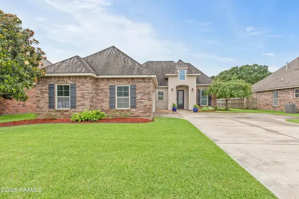 347 Victoria Lights Lane, Broussard, LA 70518