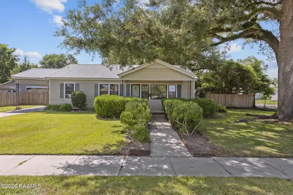 206 S Martin Luther King Jr Drive, St. Martinville, LA 70582