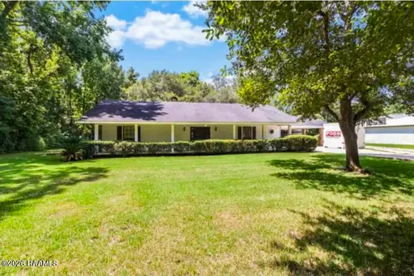 102 Pirogue Road, Carencro, LA 70520