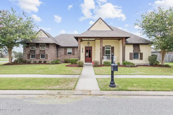 206 Brook Hill Drive, Youngsville, LA 70592