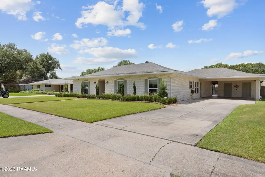 104 Oakwood Drive, Franklin, LA 70538 - #2