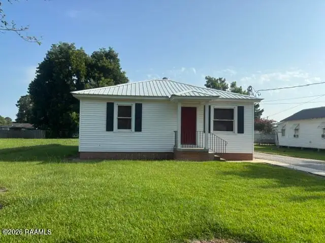 1130 W Park Avenue, Eunice, LA 70535 - #1