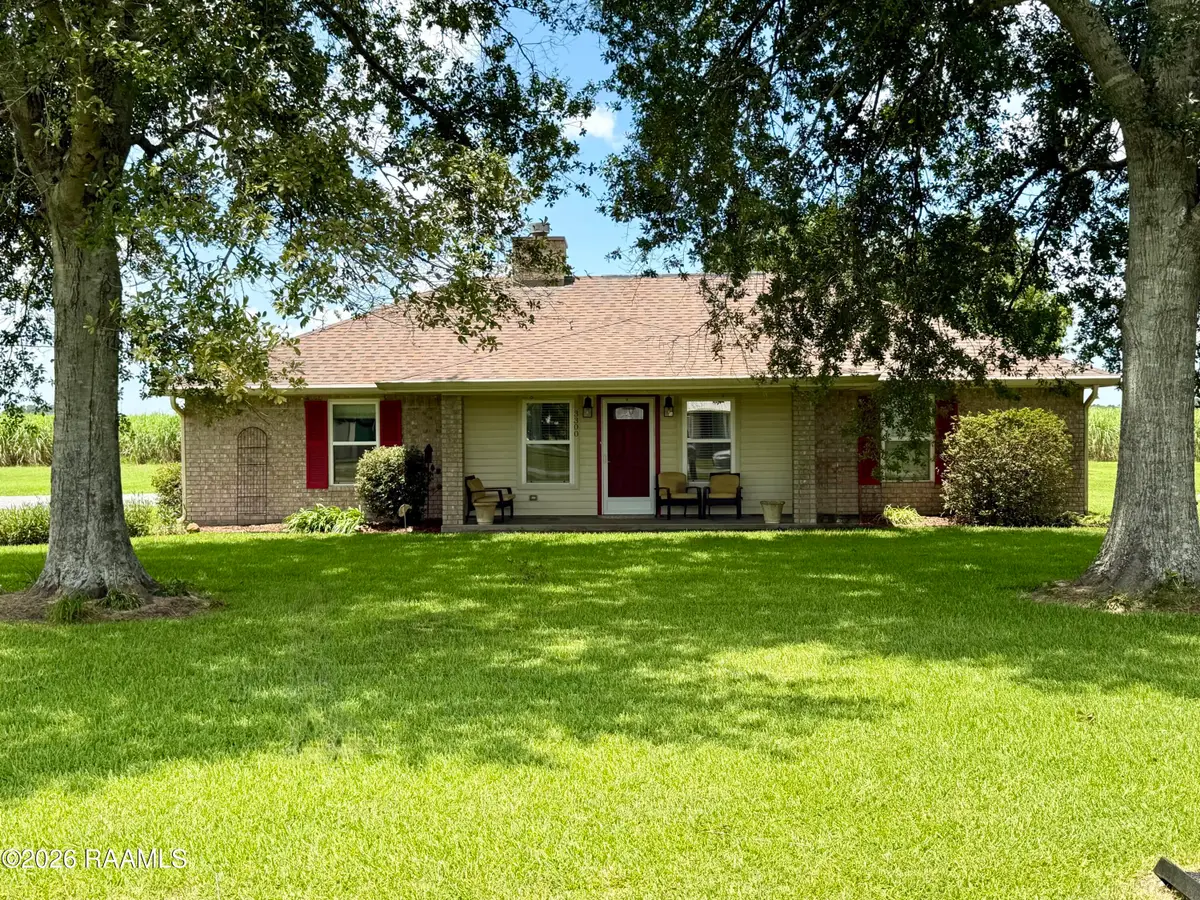 3300 Cedarwood Drive, New Iberia, LA 70560 - #1