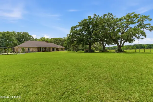 776 Sand Pit Road, Arnaudville, LA 70512
