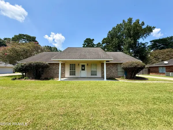 162 Whispering Oaks Drive, Opelousas, LA 70570